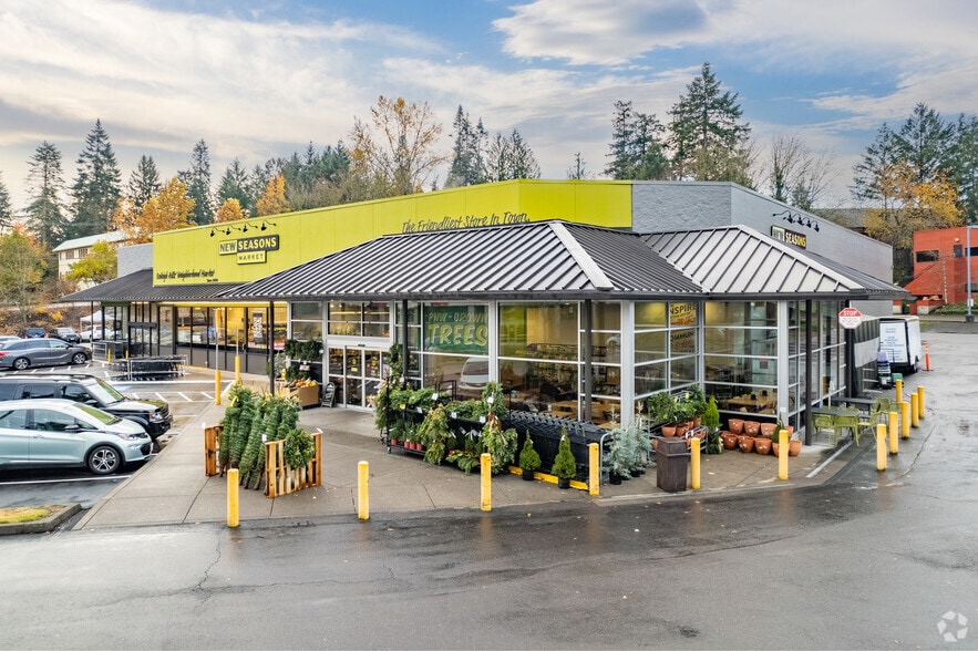 7300 SW Beaverton Hillsdale Hwy, Portland, OR for sale - Primary Photo - Image 1 of 4