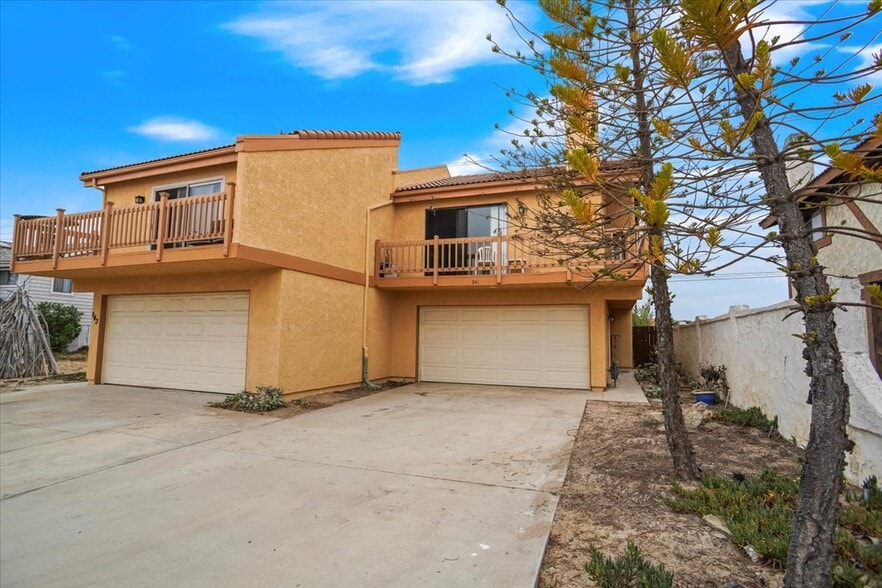 941-943 Dunes St, Oxnard, CA for sale - Building Photo - Image 1 of 4