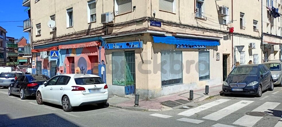 Immeuble residentiel dans Madrid, Madrid à vendre - Photo du bâtiment - Image 2 de 2