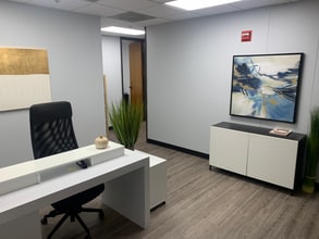 500 Winderley Pl, Maitland, FL à vendre Photo intérieure- Image 2 de 12