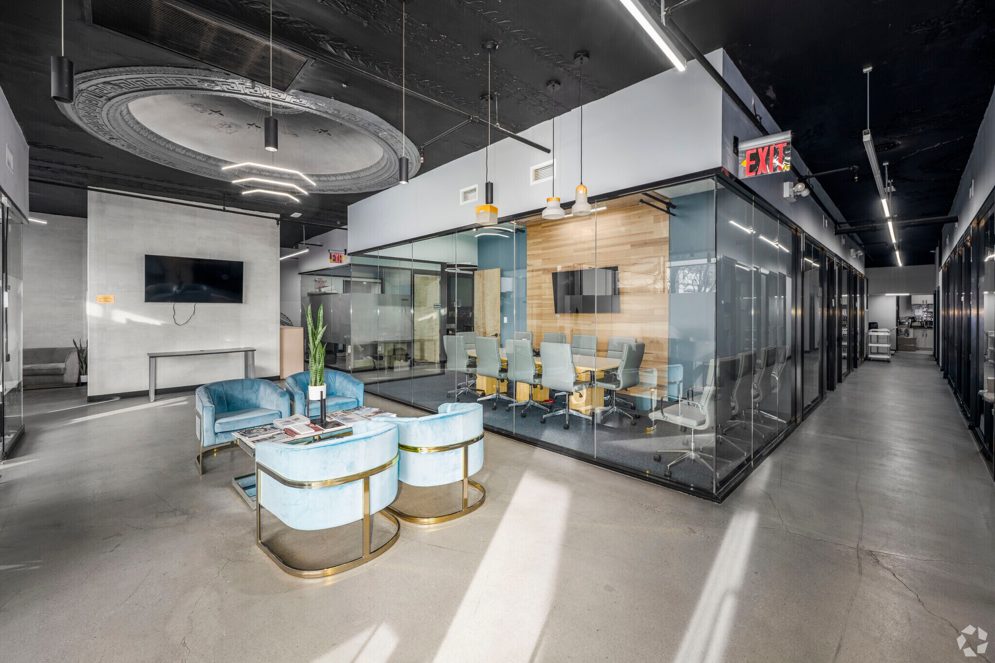 975A E 13th St, Brooklyn, NY à louer Photo principale- Image 1 de 9