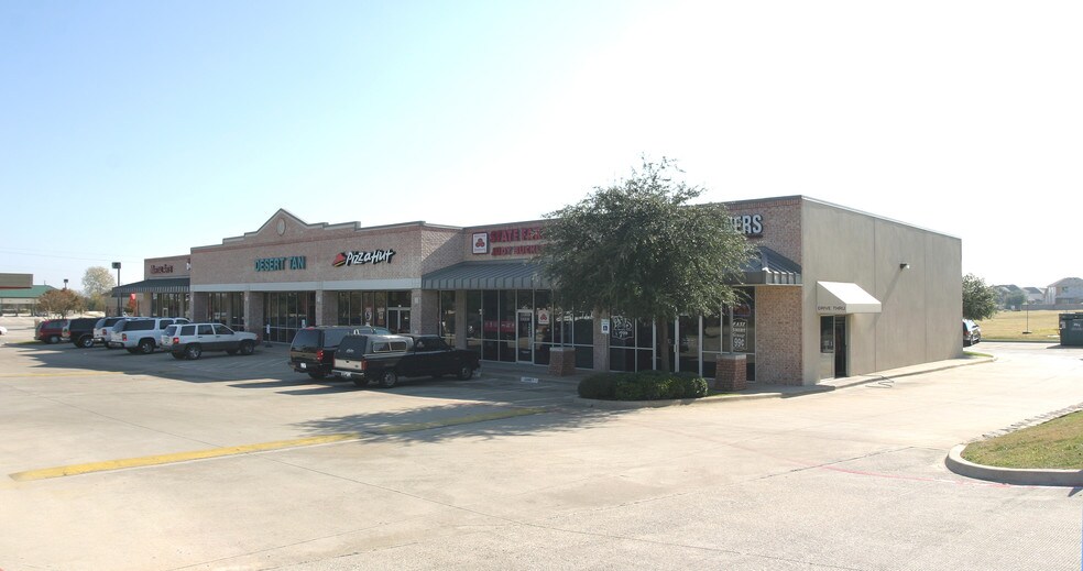 2001 Cross Timbers Rd, Flower Mound, TX à louer - Photo principale - Image 1 de 1