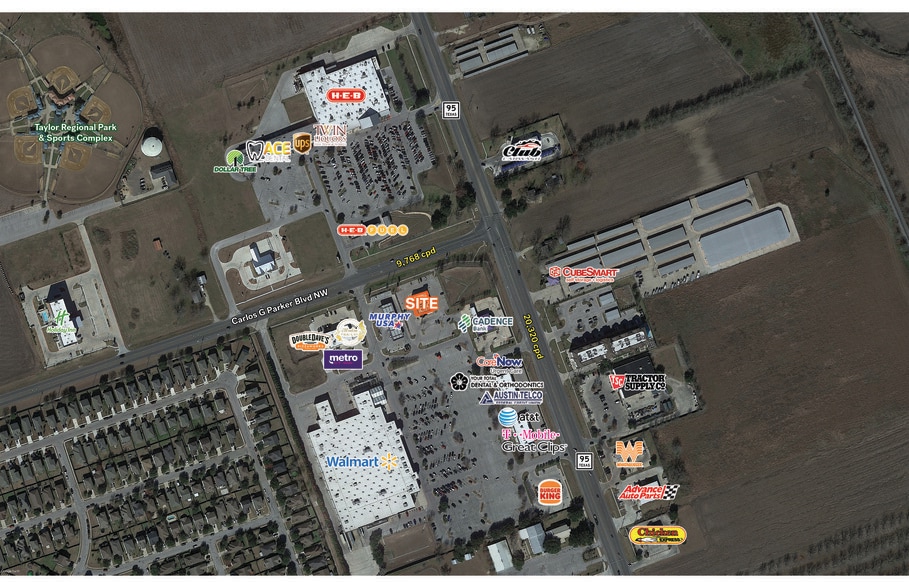 103 Carlos G Parker Blvd, Taylor, TX for lease - Building Photo - Image 2 of 14