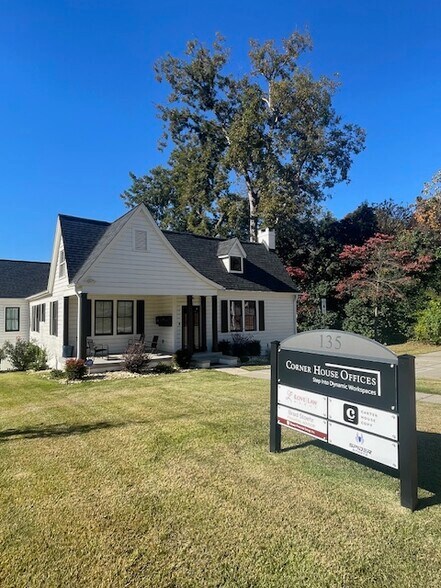 135 Confederate St, Fort Mill, SC à louer - Photo du bâtiment - Image 2 de 15