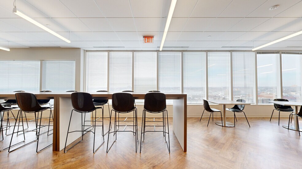 1299 Farnam St, Omaha, NE à louer - Numérisation 3D de Matterport - Image 3 de 24