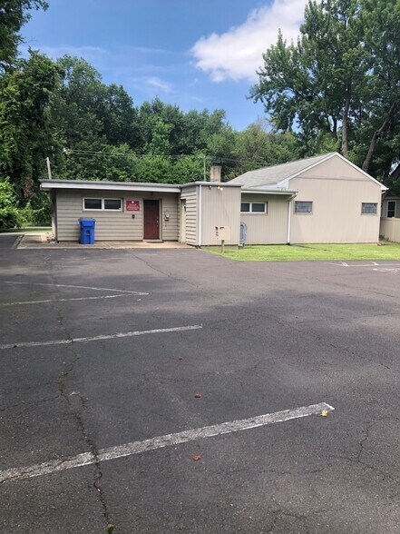 3157 Mechanicsville Rd, Bensalem, PA à vendre - Photo du bâtiment - Image 3 de 43