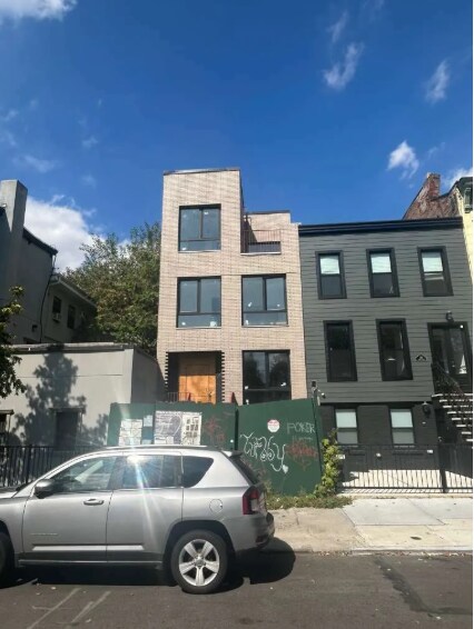 Plus de détails pour 747 Monroe St, Brooklyn, NY - Multi-résidentiel à vendre