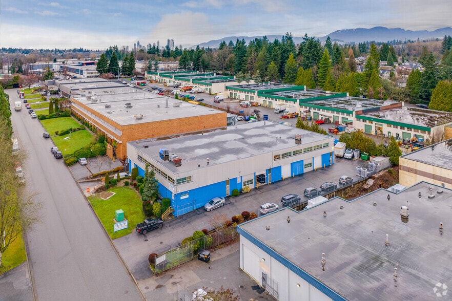 4125 Mcconnell Dr, Burnaby, BC à louer - Aérien - Image 2 de 27