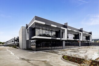Plus de détails pour 158 Canterbury Rd, Bayswater North - Industriel à louer