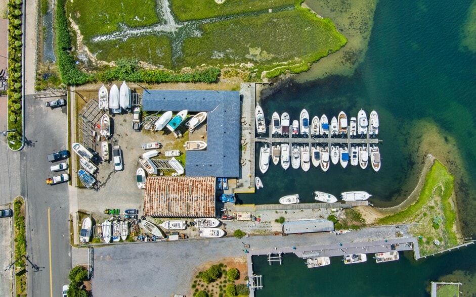 200 Atlantic Ave, East Moriches, NY for sale - Building Photo - Image 3 of 20