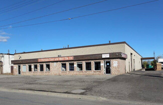 Plus de détails pour 75 Milburn Rd, Hamilton, ON - Industriel à louer