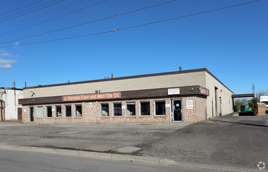 75 Milburn Rd, Hamilton, ON for lease - Primary Photo - Image 1 of 3