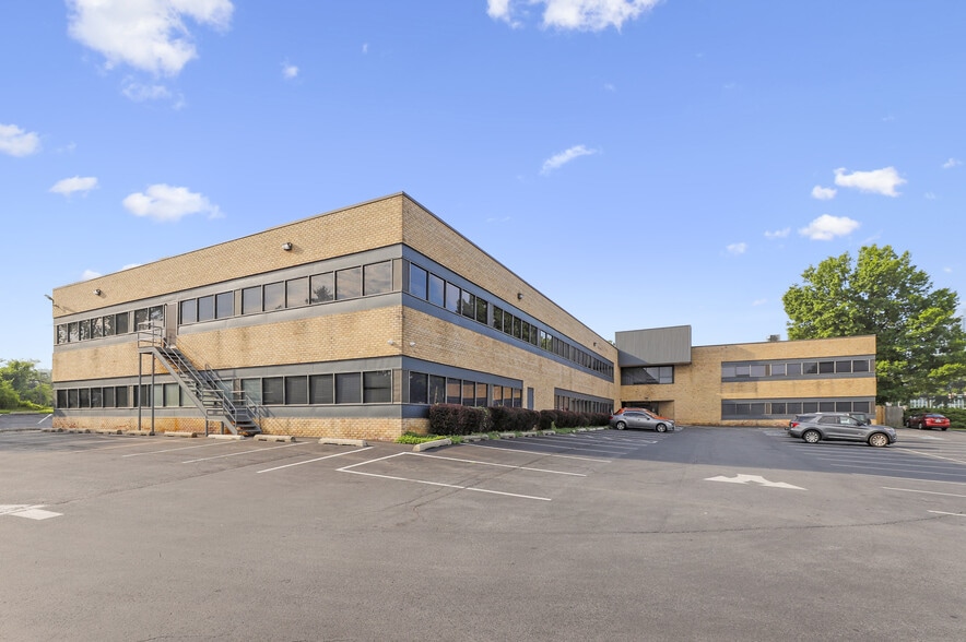 6340 Security Blvd, Woodlawn, MD for lease - Building Photo - Image 1 of 9