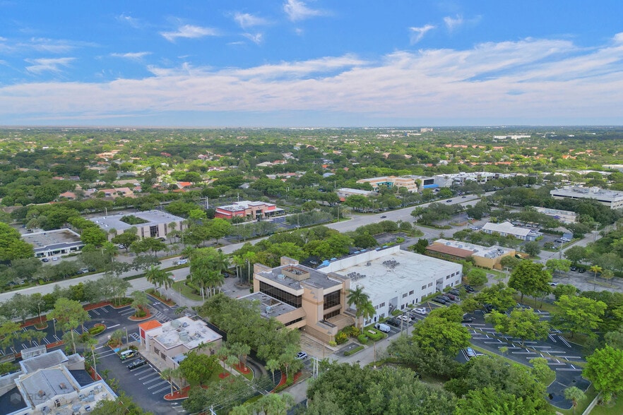 1505 N University Dr, Coral Springs, FL for sale - Aerial - Image 2 of 10