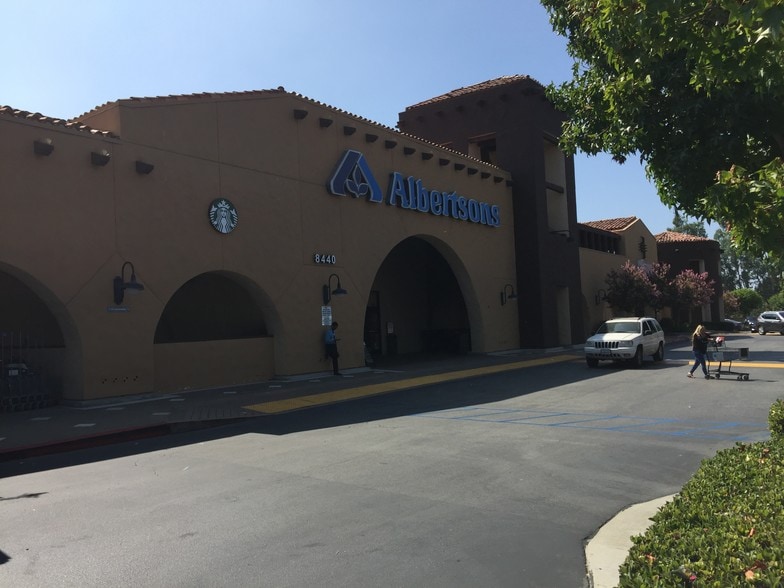 8440 E Chapman Ave, Orange, CA for lease - Building Photo - Image 1 of 4