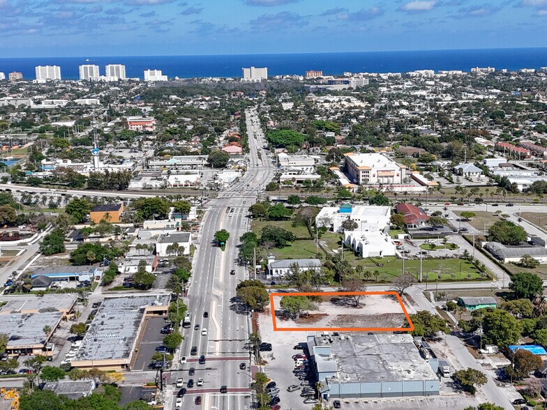 180 W Hillsboro Blvd, Deerfield Beach, FL à louer - Aérien - Image 2 de 4