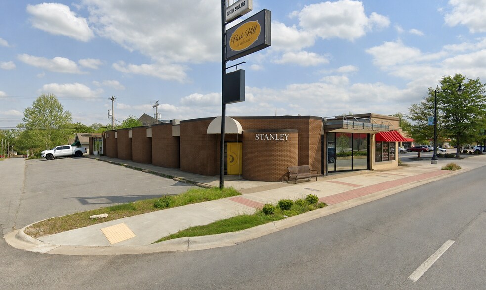3420-3422 John F Kennedy Blvd, North Little Rock, AR for sale - Building Photo - Image 1 of 18