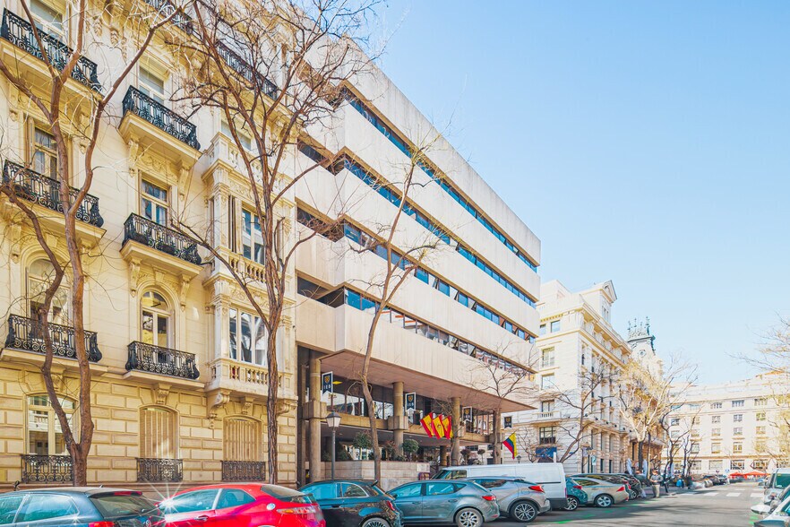 Calle de Alfonso XI, 6, Madrid, Madrid à louer - Photo du bâtiment - Image 2 de 4