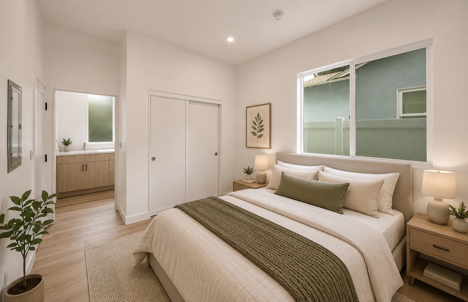 11223 Tiara St, North Hollywood, CA for sale - Building Photo - Image 2 of 4