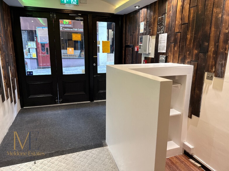 68-69 High St, Gravesend for sale - Building Photo - Image 3 of 37