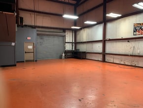 2030 N Mall Dr, Alexandria, LA for sale Interior Photo- Image 2 of 7