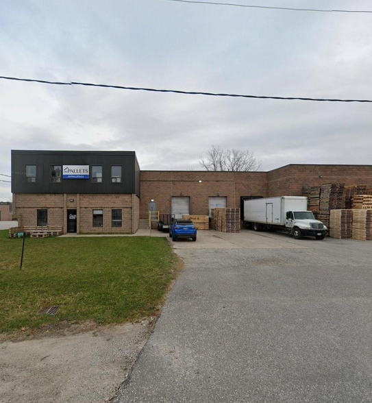 5270 Brendan Lane, Tecumseh, ON for lease - Building Photo - Image 2 of 3