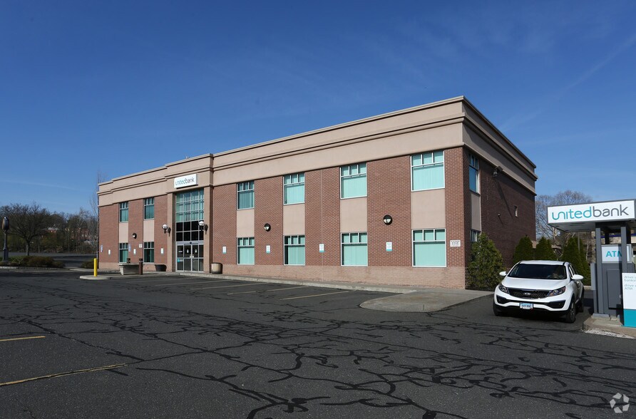 4 Riverside Ave, Bristol, CT for sale - Building Photo - Image 3 of 7