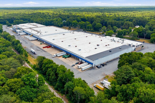 Plus de détails pour 380 S Worcester St, Norton, MA - Industriel à louer