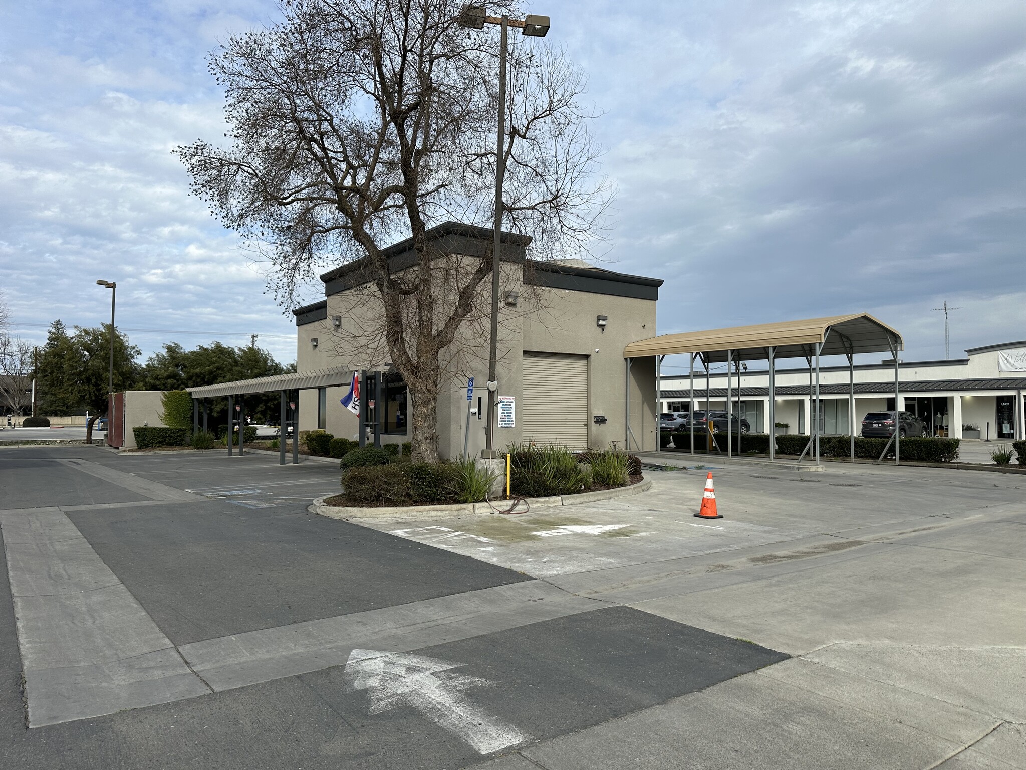 19982 4th St, Hilmar, CA for lease Primary Photo- Image 1 of 4