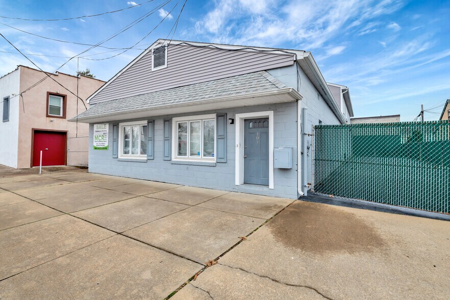 101 N Gray Ave, Wilmington, DE à vendre - Photo du bâtiment - Image 2 de 25