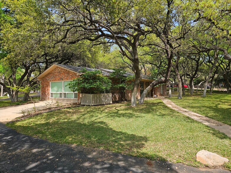 13405-13411 George Rd, San Antonio, TX à louer - Photo du bâtiment - Image 3 de 16