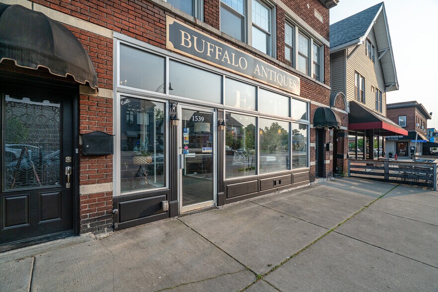1537 Hertel Ave, Buffalo, NY à vendre - Photo du bâtiment - Image 3 de 64