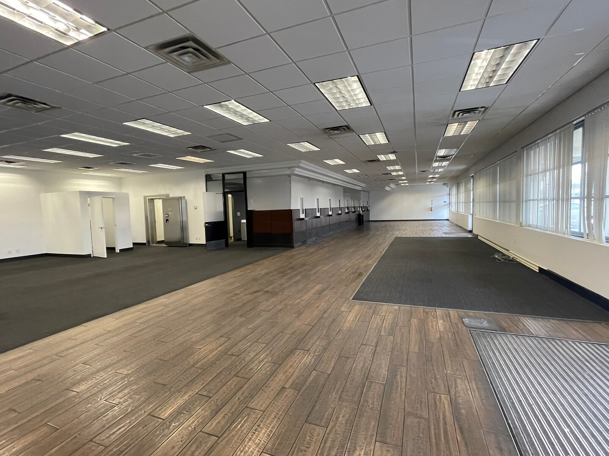 901 S Rancho Dr, Las Vegas, NV for lease Interior Photo- Image 1 of 11