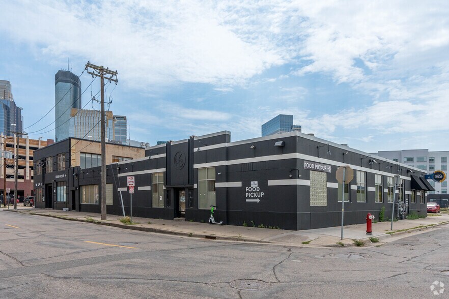 1015-1025 Currie Ave, Minneapolis, MN à louer - Photo du bâtiment - Image 3 de 26