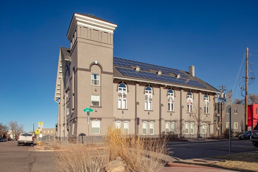 2400 Curtis St, Denver, CO à vendre - Photo du bâtiment - Image 3 de 28