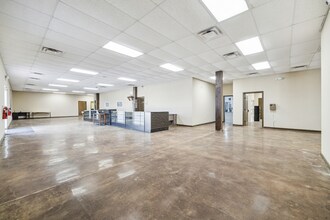 25635 Southwest Fwy, Rosenberg, TX for lease Interior Photo- Image 2 of 7