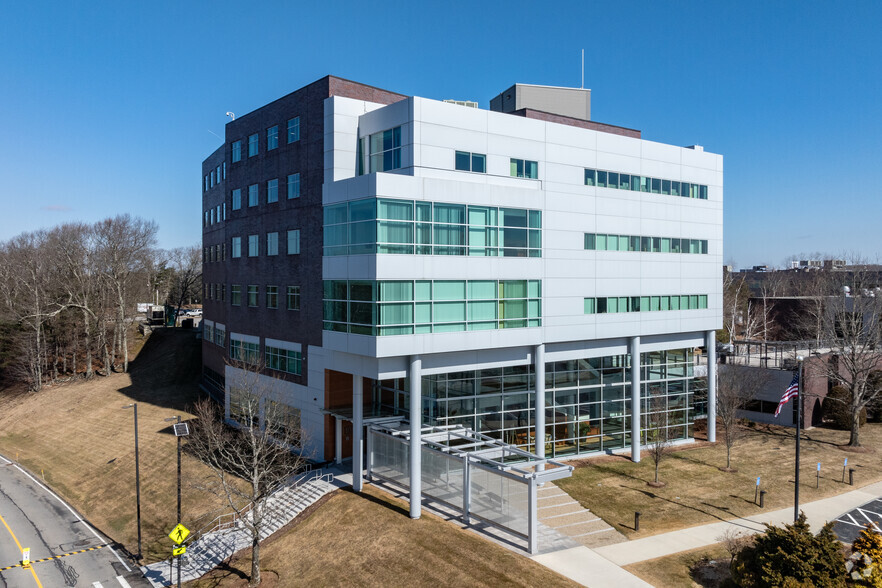 100 Campus Dr, Marlborough, MA à louer - Photo principale - Image 1 de 4