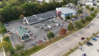 Plus de détails pour 12 Coogan Blvd, Mystic, CT - Local commercial à louer