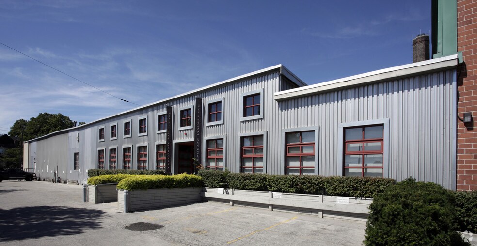 159 Dufferin St, Toronto, ON for lease - Building Photo - Image 3 of 3