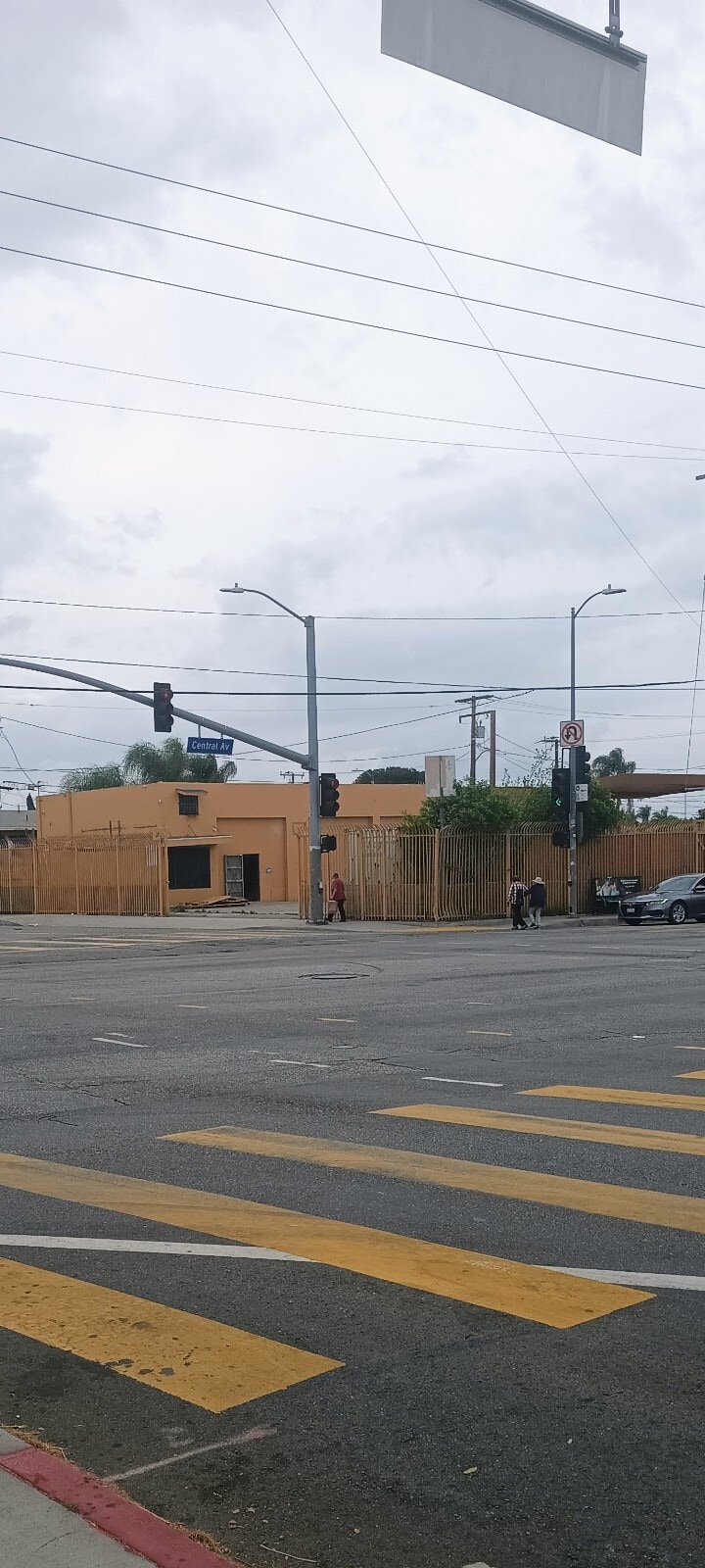 6326 S Central Ave, Los Angeles, CA for lease Building Photo- Image 1 of 1