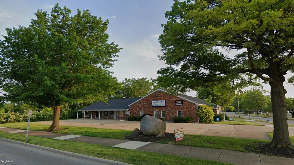 2240-2260 Kresge Dr, Amherst, OH for lease - Building Photo - Image 2 of 4