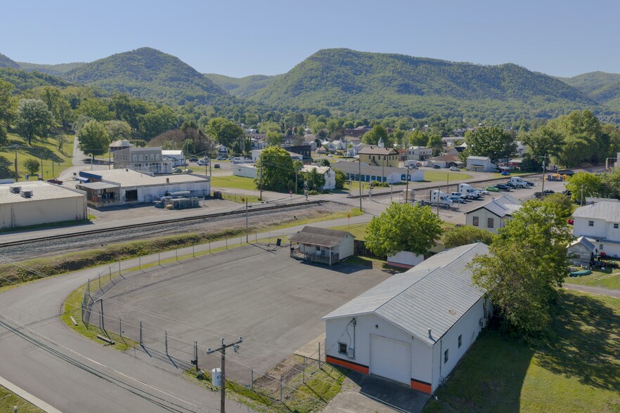 510 W 28th St, Buena Vista, VA for sale - Building Photo - Image 2 of 27