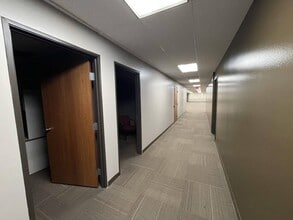 209 E Washington Ave, Jackson, MI for lease Building Photo- Image 2 of 3