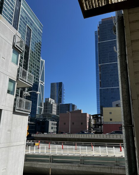 568 Folsom St, San Francisco, CA à vendre - Photo du bâtiment - Image 3 de 11