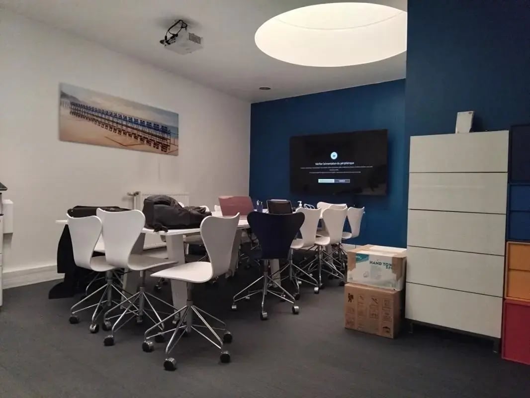 Office in Paris for sale Interior Photo- Image 1 of 2