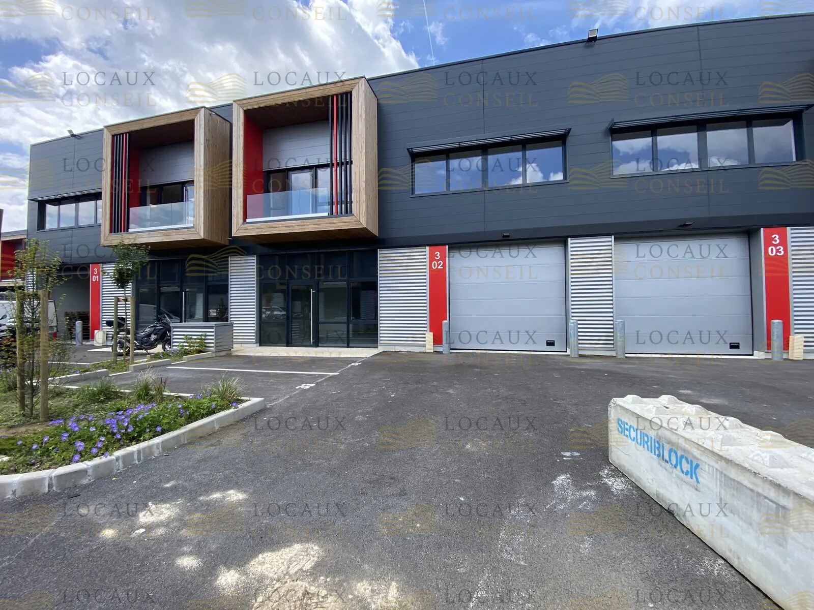 Flex dans Éragny à louer Photo du bâtiment- Image 1 de 4