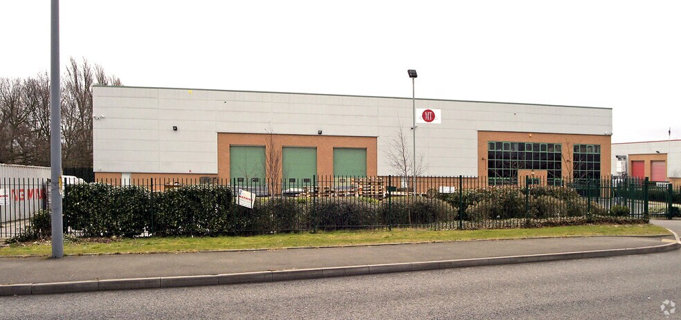 Gavin Way, Birmingham à louer - Photo du bâtiment - Image 2 de 2