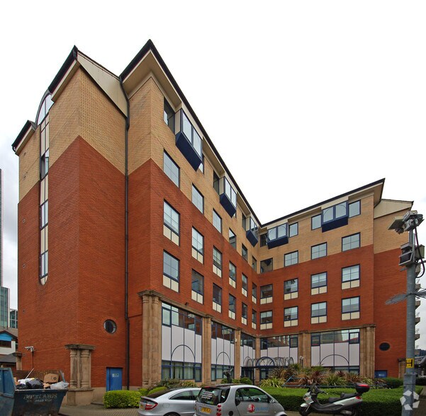 Admirals Way, Londres à louer - Photo du bâtiment - Image 2 de 3