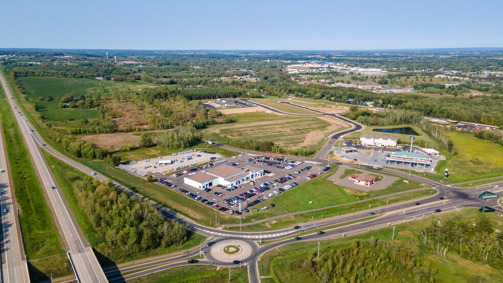 2850 Decker Dr, Rice Lake, WI à louer - Aérien - Image 2 de 4