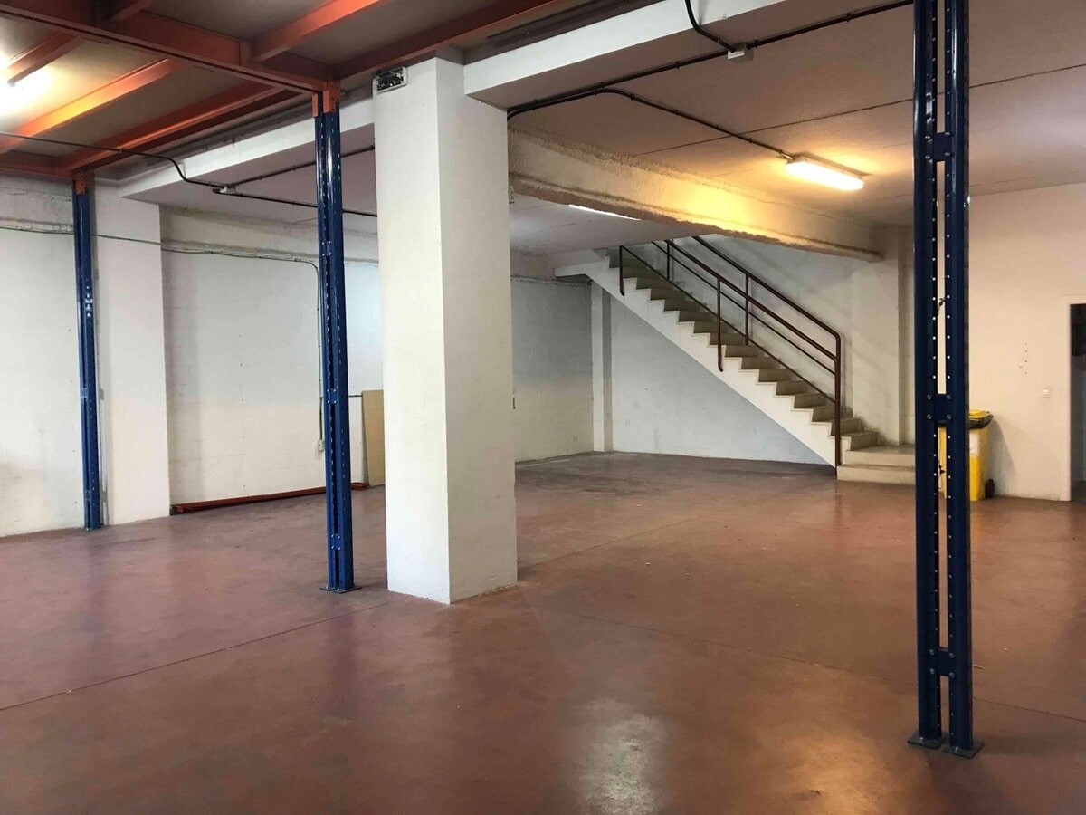 Calle de Isabel Colbrand, 10-12, Madrid, MAD 28050 - - - Interior Photo - Image 1 of 10